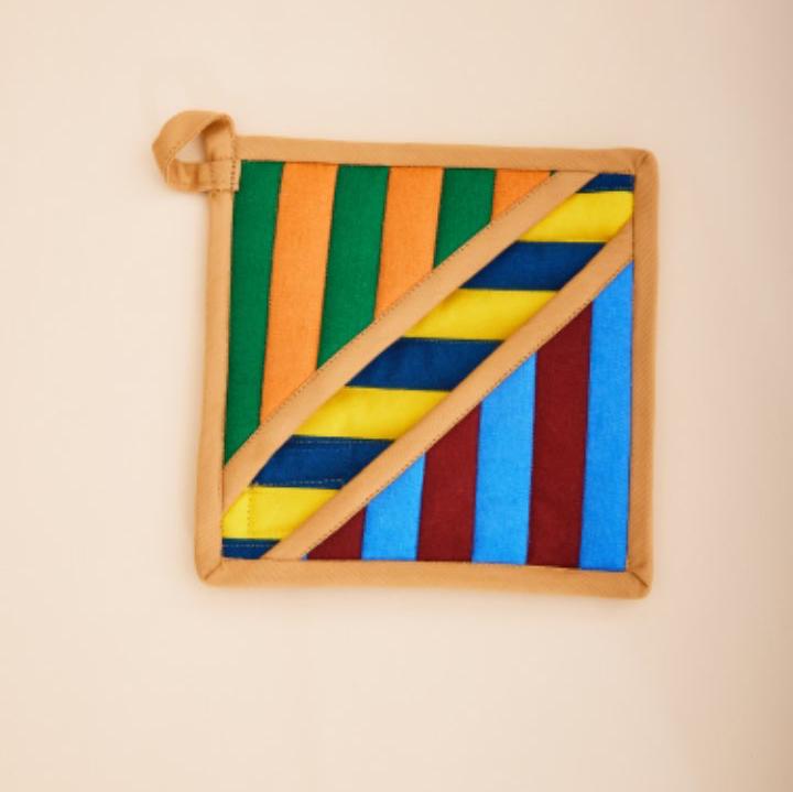 Pocket Pot Holder in Stripe