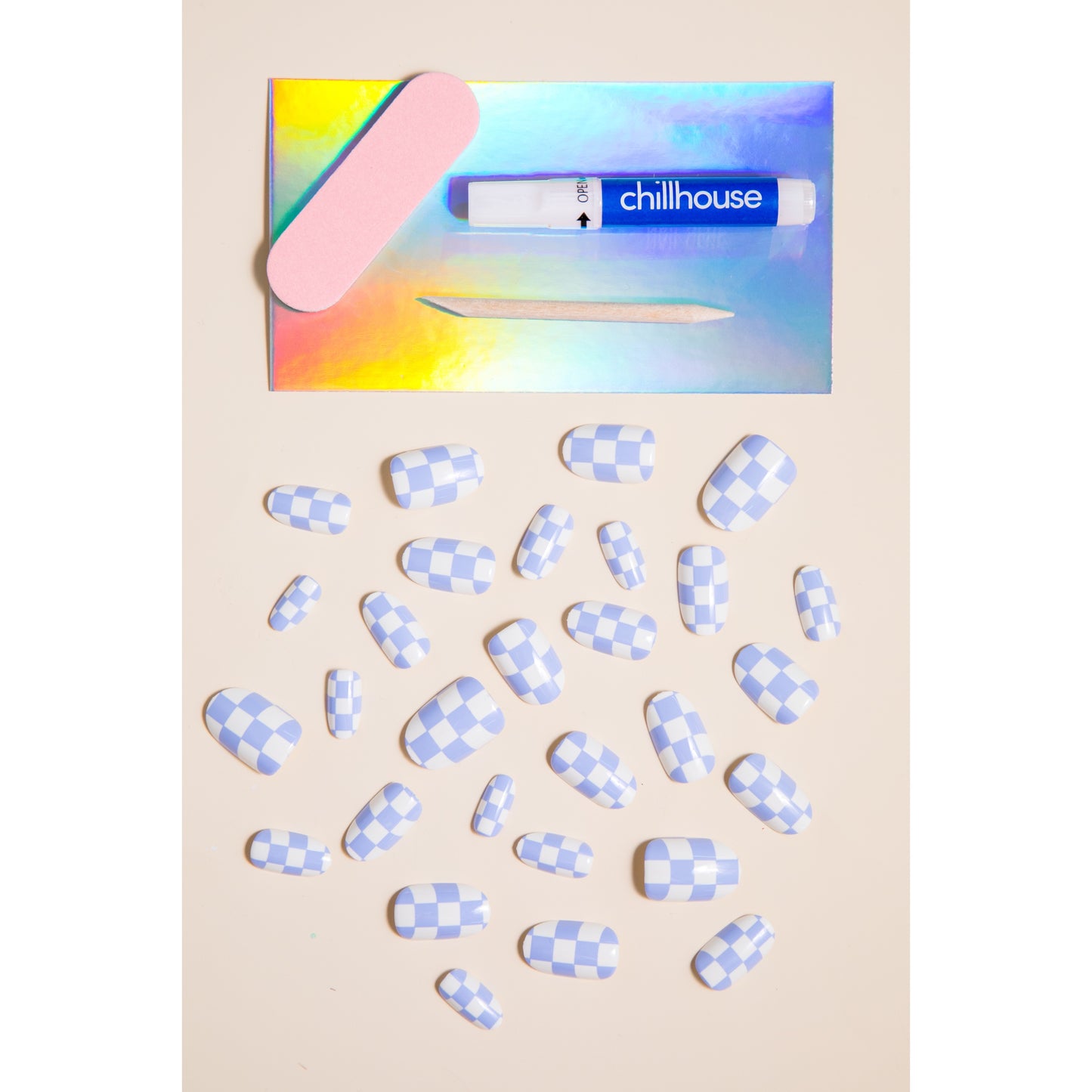 Chill Tips Checked Out Press-On Nails